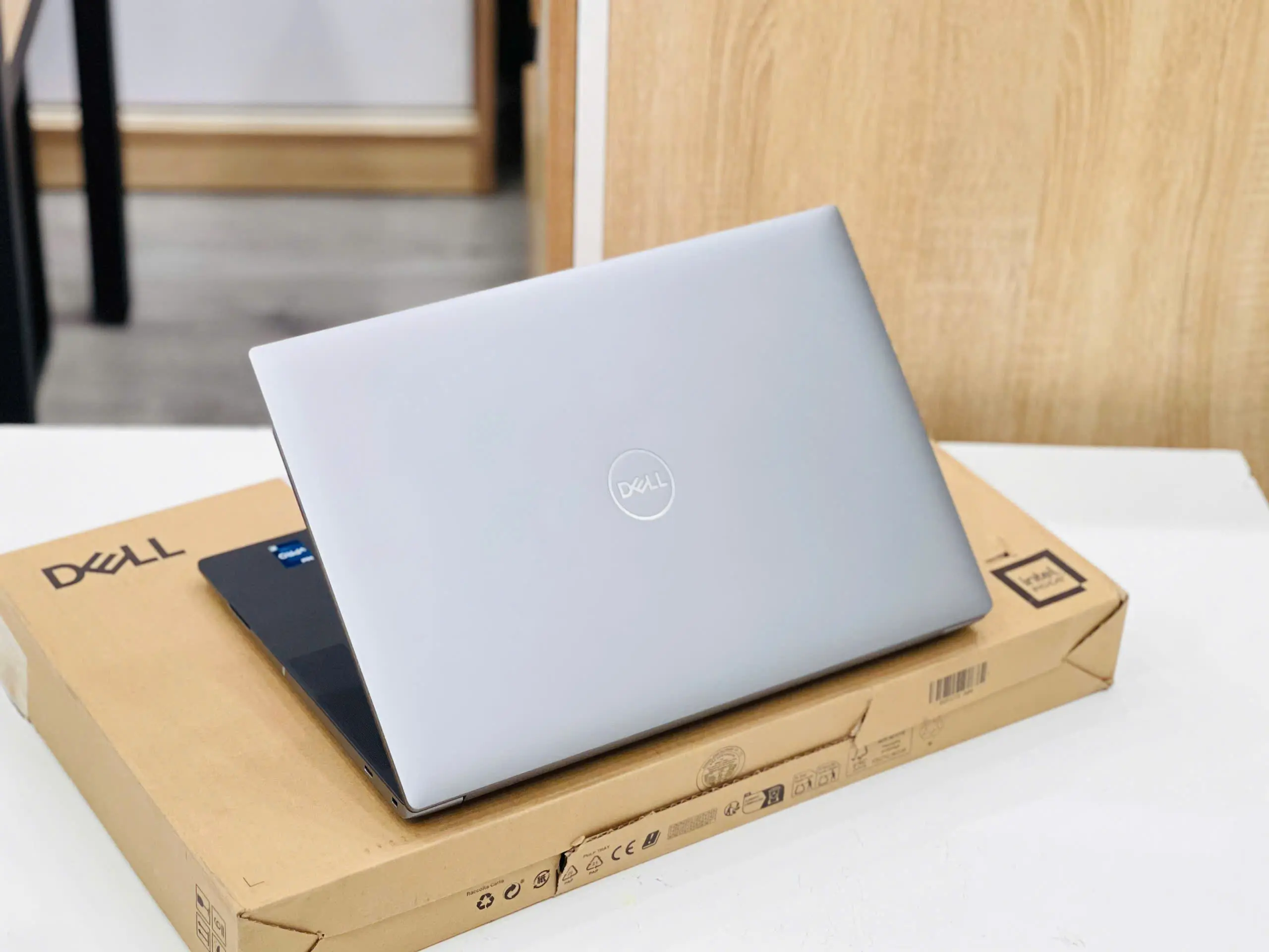 DELL PRECISION 5680 DELL PRECISION 5680