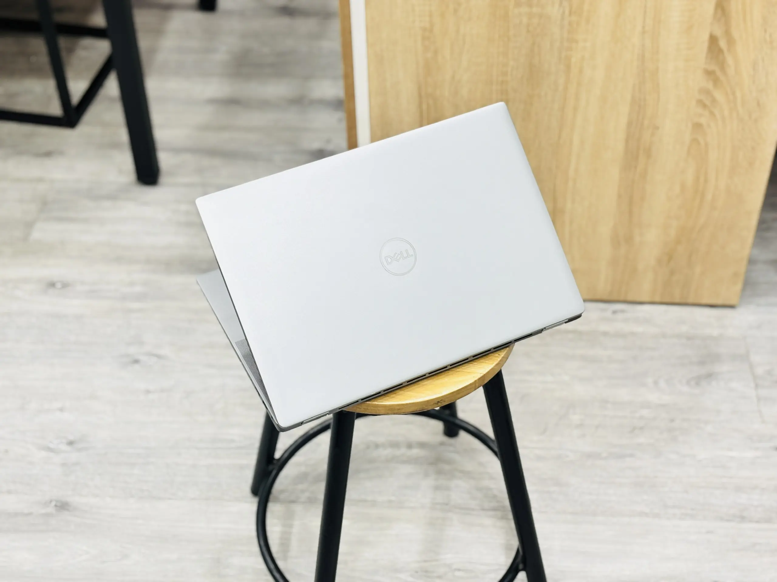DELL LATITUDE 7640 - 2023 DELL LATITUDE 7640 - 2023