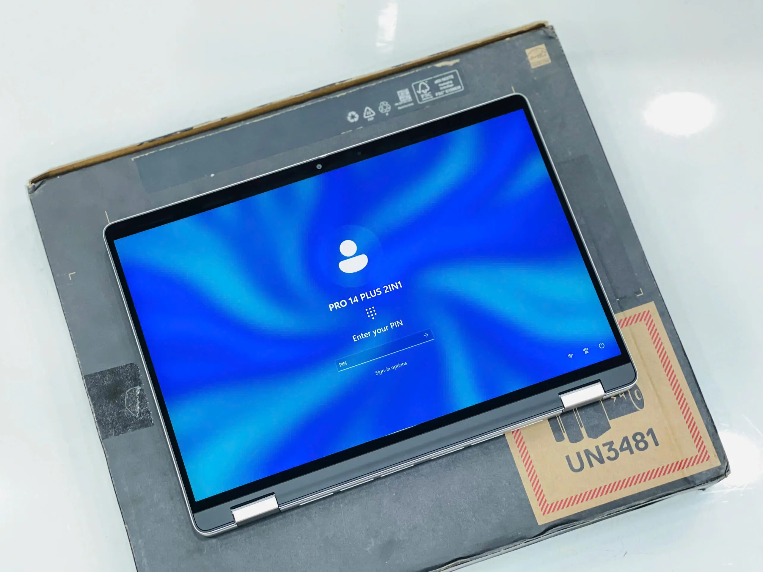 DELL PRO 14 PLUS PB14250 - 2IN1 (2025) DELL PRO 14 PLUS PB14250 - 2IN1 (2025)