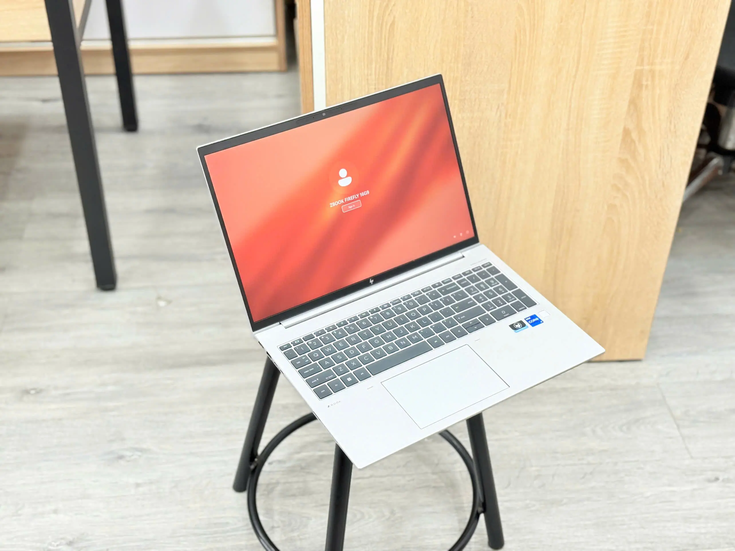 HP ZBook Firefly 16 inch G9 Mobile Workstation PC - Cảm ứng