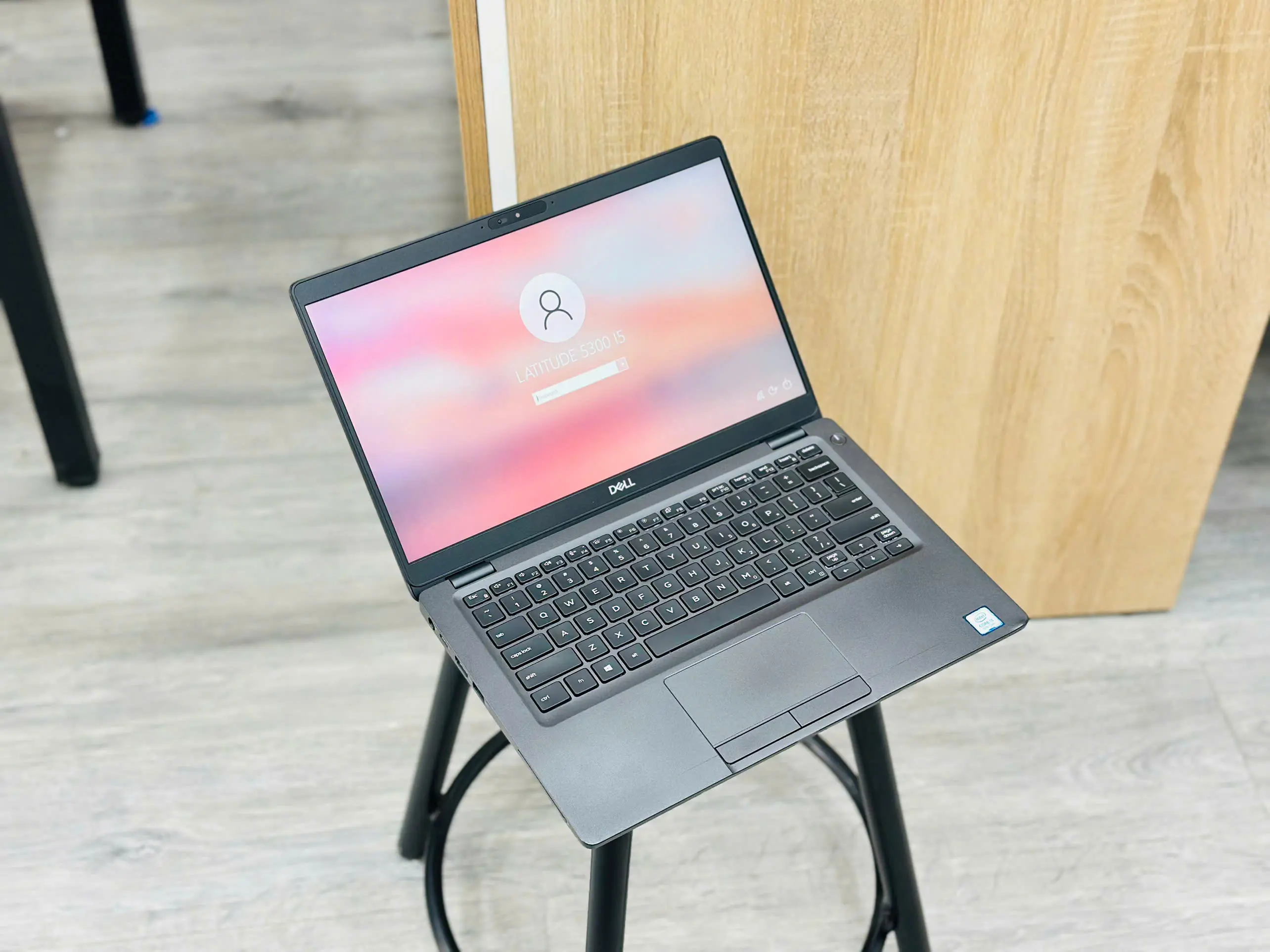 DELL LATITUDE 5300