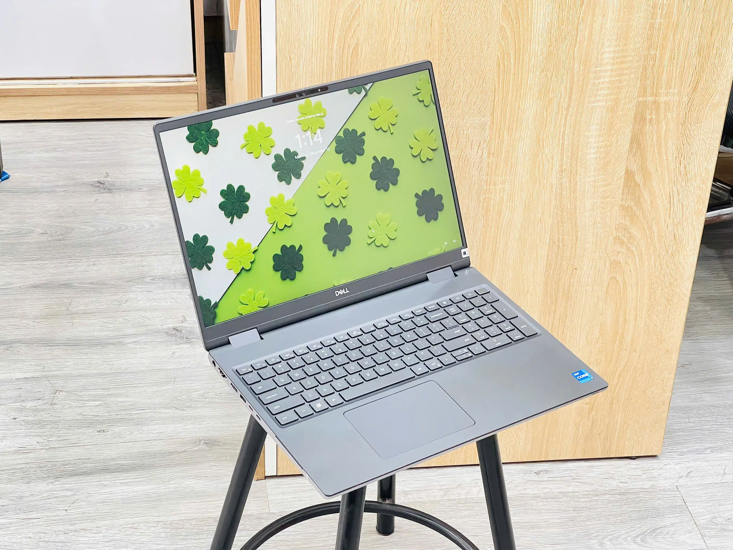 DELL PRECISION 7670 (CORE I7)