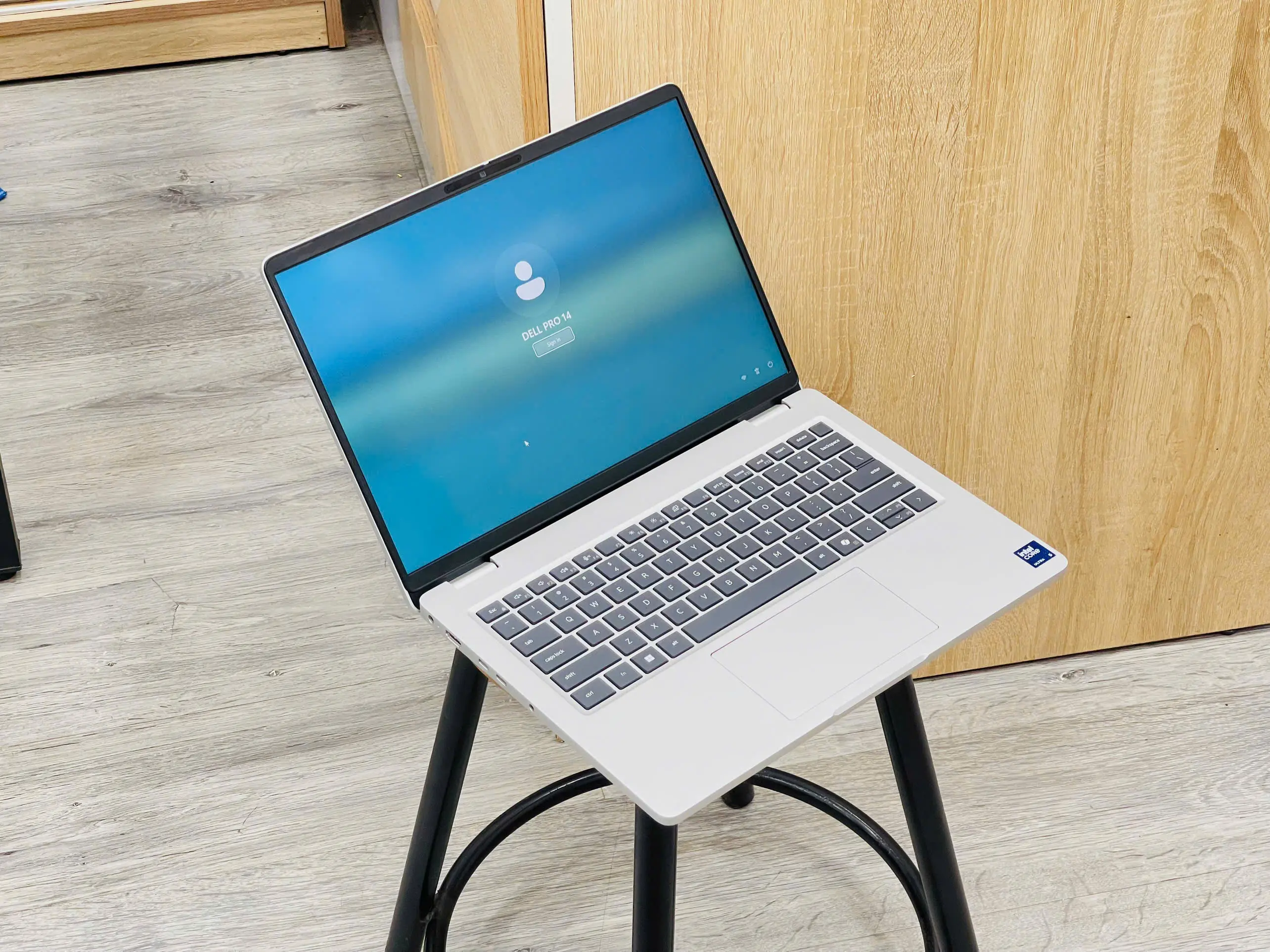 DELL PRO 14 PC14250 (2025)