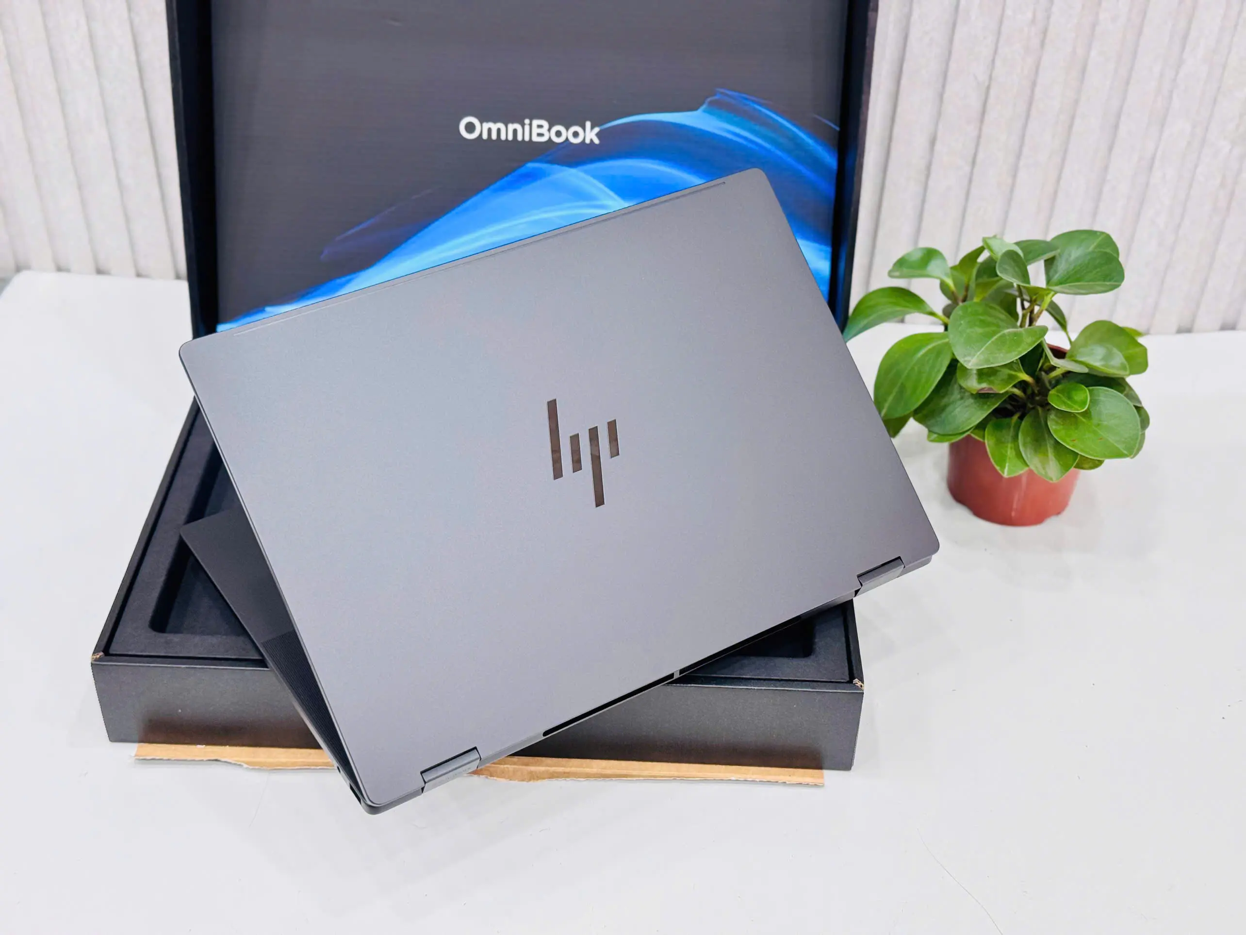 HP OmniBook x Flip Laptop 16-as0023dx (B5UH1UA) 2IN1 - FULL BOX