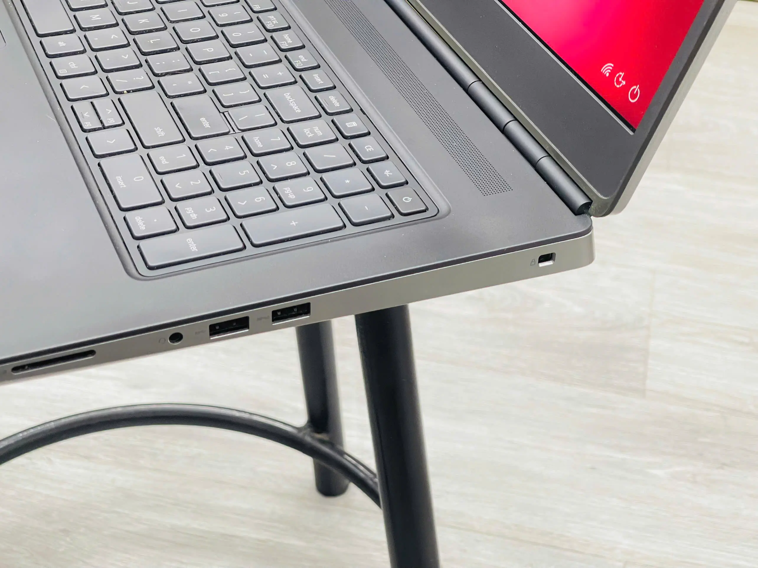 z7563749427262_8302c37b869c3c60ee2412a776fc2328