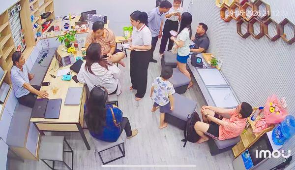 Hoạt động Shop