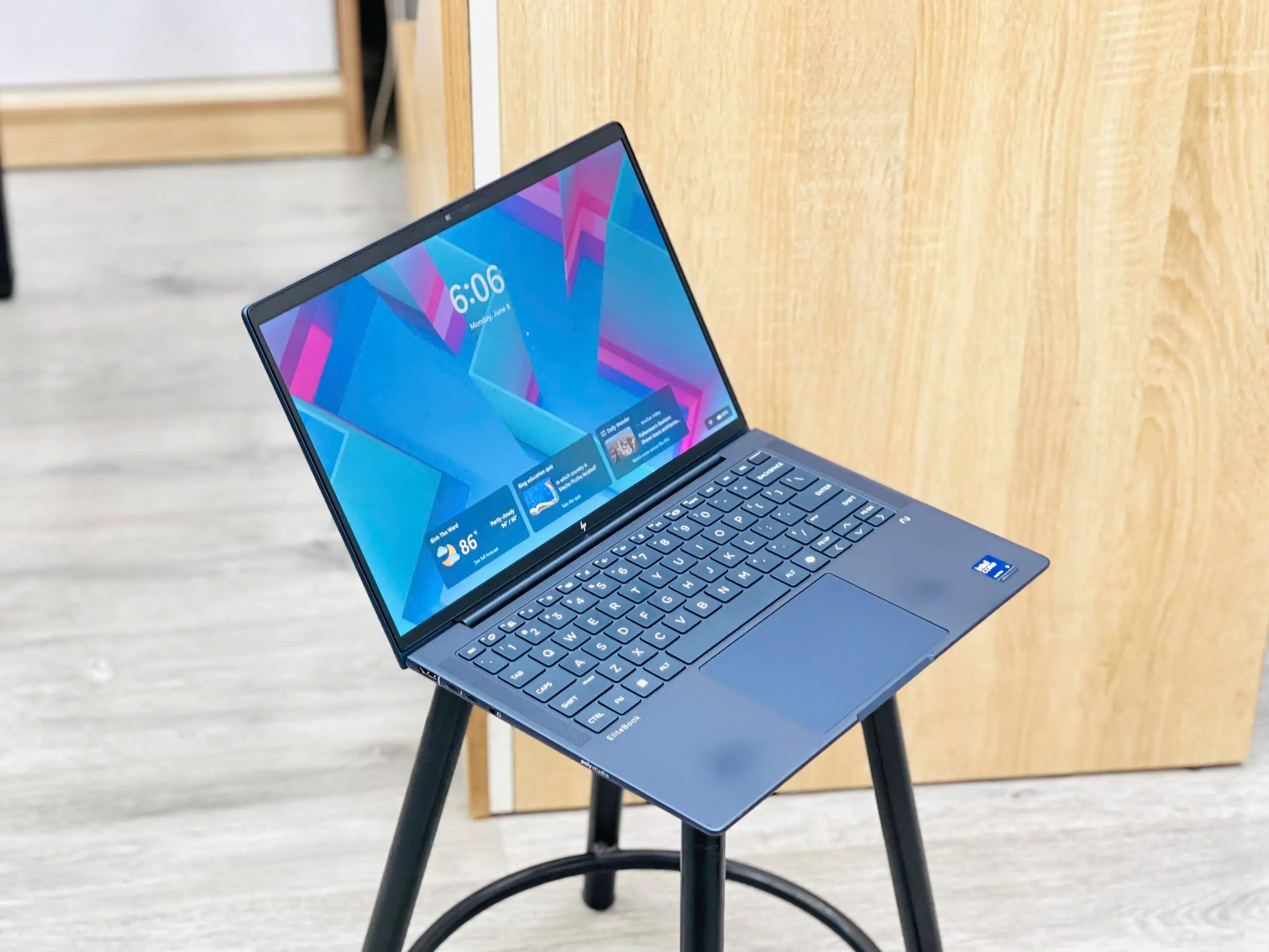 HP EliteBook X G1i 14 inch Notebook Next Gen AI PC (BY1Y7US) - 2025