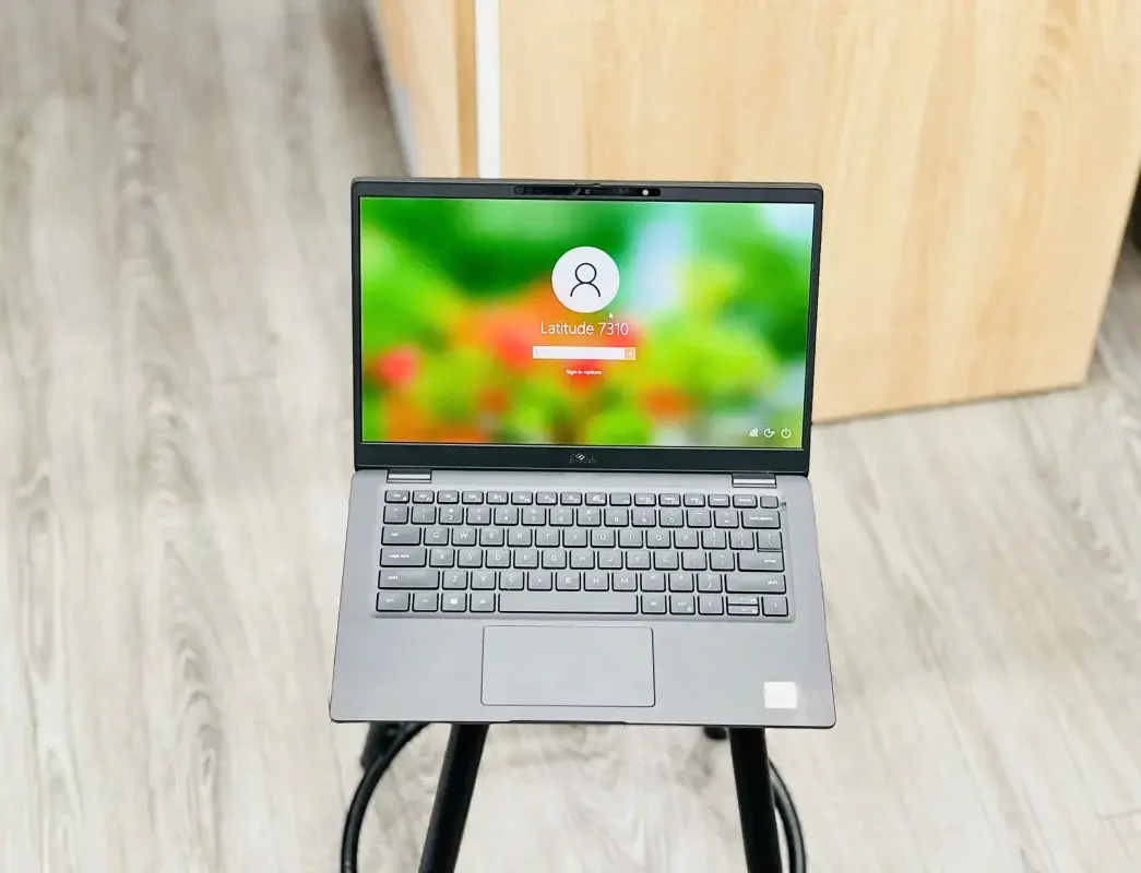 DELL LATITUDE 7310 (Carbon) DELL LATITUDE 7310 (Carbon)