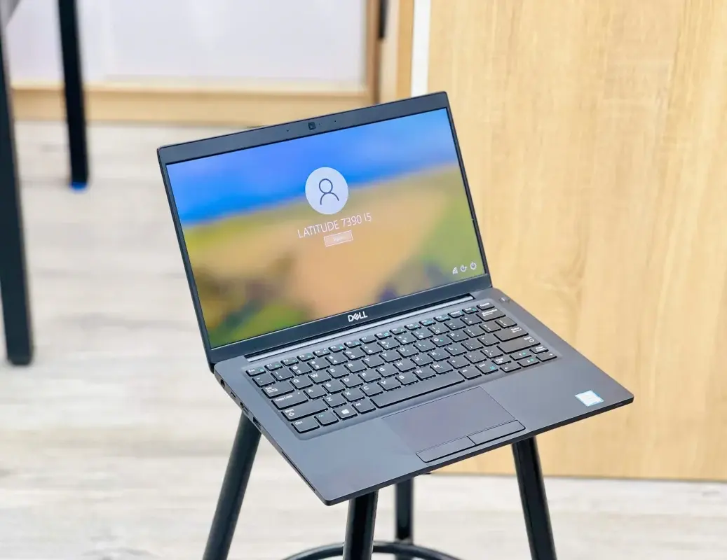 DELL LATITUDE 7390 DELL LATITUDE 7390