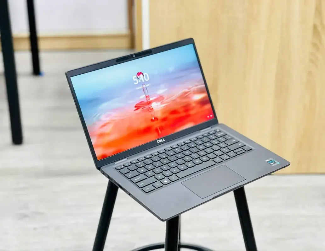 DELL LATITUDE 7320 (Carbon) DELL LATITUDE 7320 (Carbon)