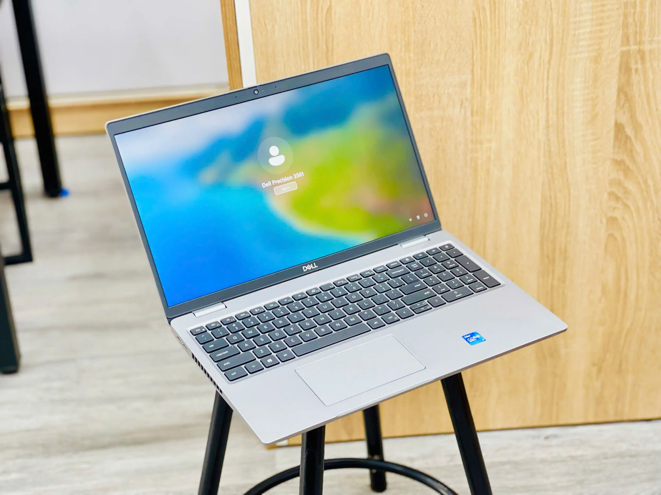 DELL PRECISION 3561