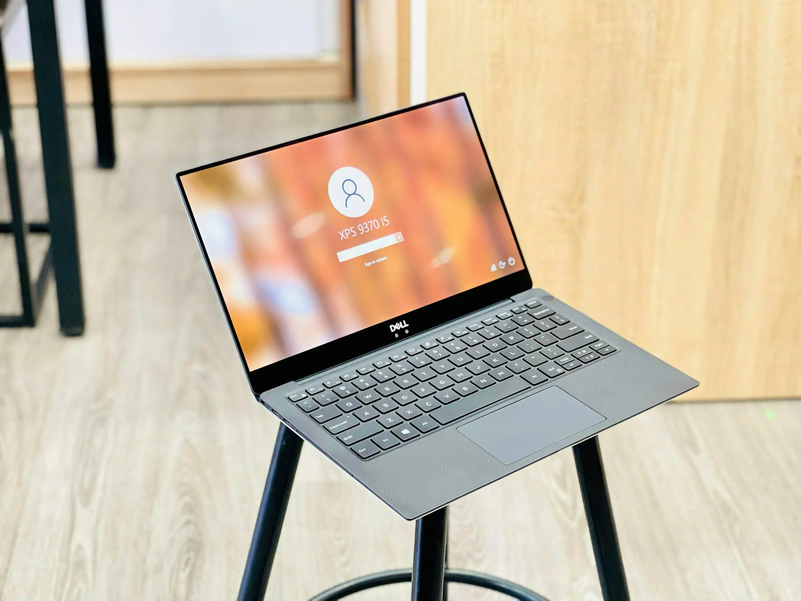 DELL XPS 9370