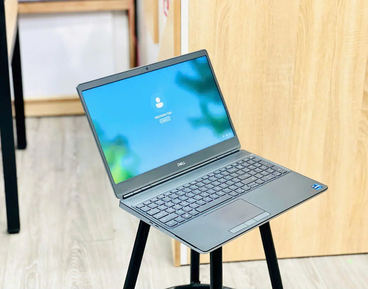 DELL PRECISION 7560 (XEON)