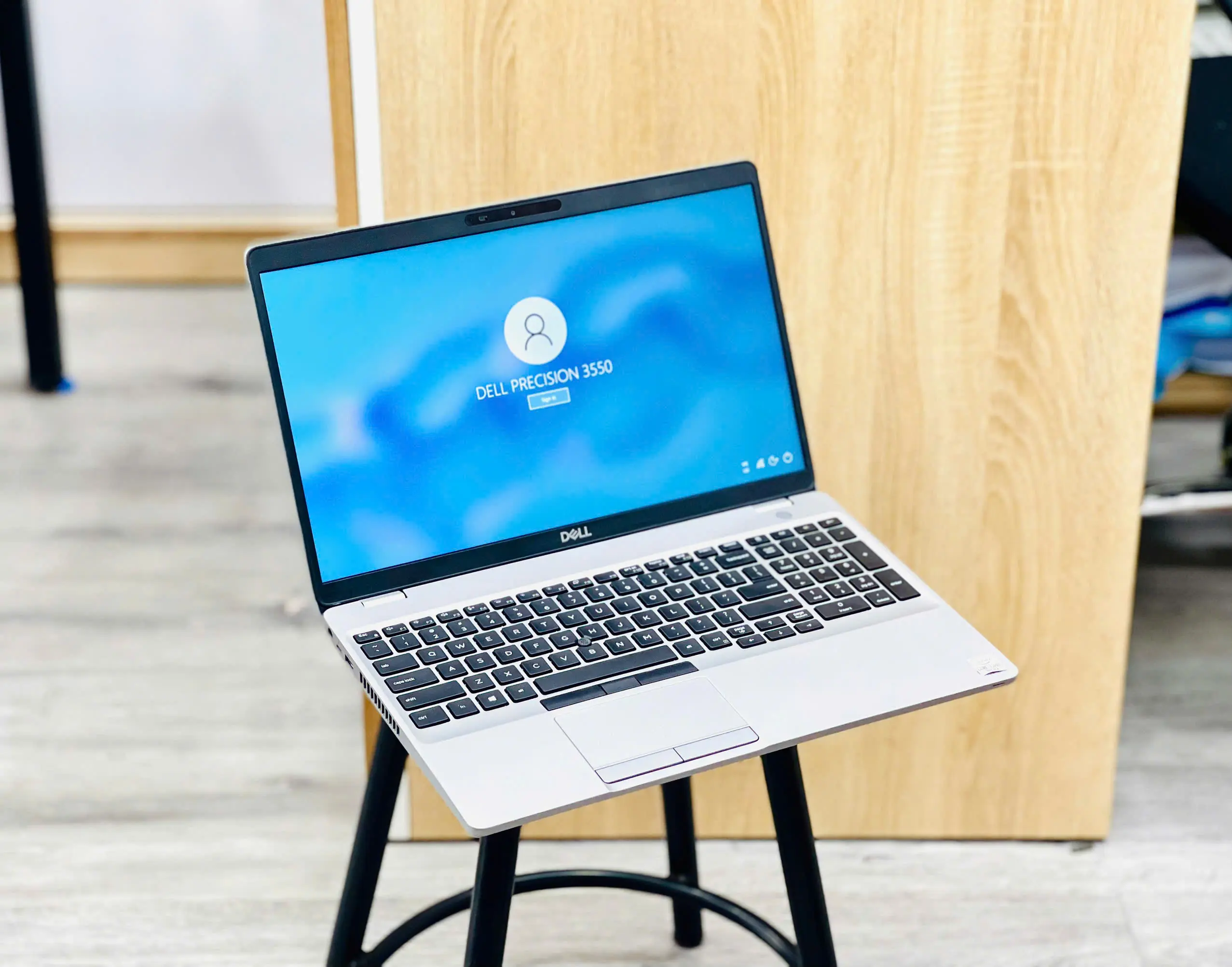 DELL PRECISION 3550
