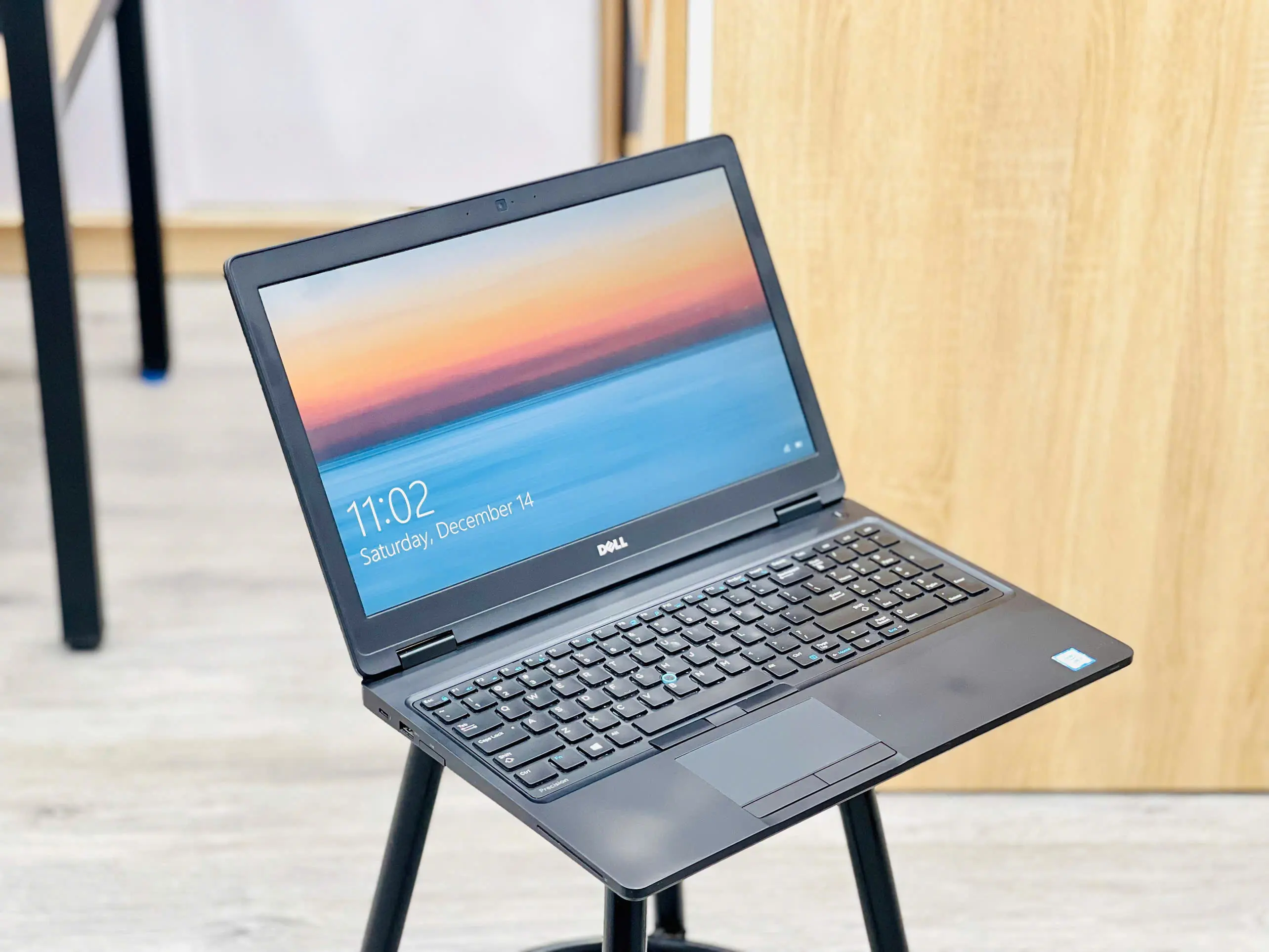 DELL PRECISION 3520