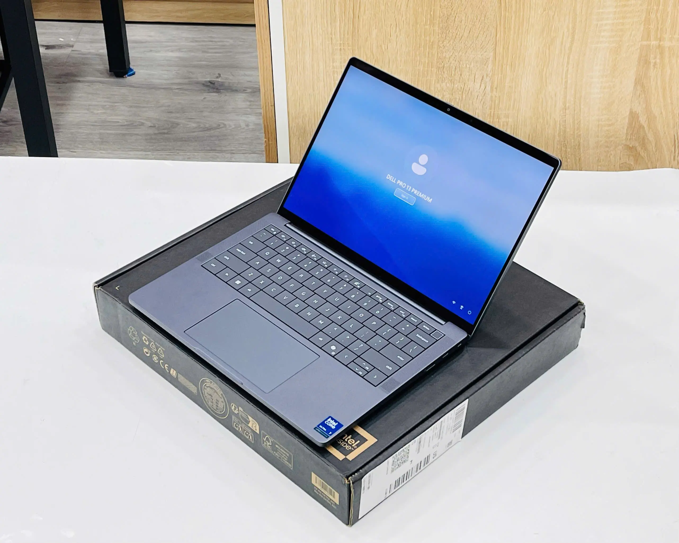 DELL PRO 13 PREMIUM PA13250 (2025)
